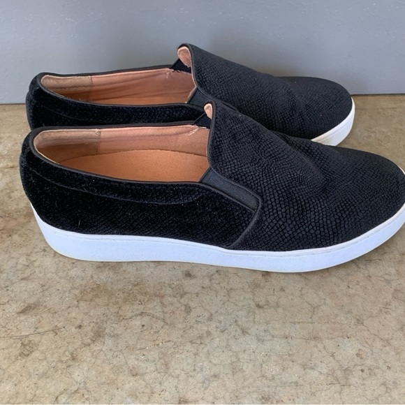 Vionic Velour Black Loafers Size 8.5 - Picture 7 of 11